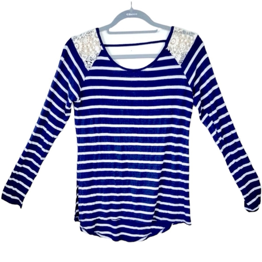 Hippie Rose, M Blue/White stripe, lacey longsleeve scoop Neck strappy
